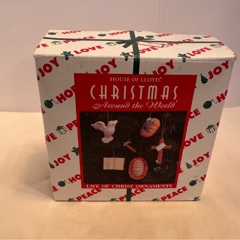 House of Lloyd Around the World Life of Christ Christmas Ornaments Set Vintage‎